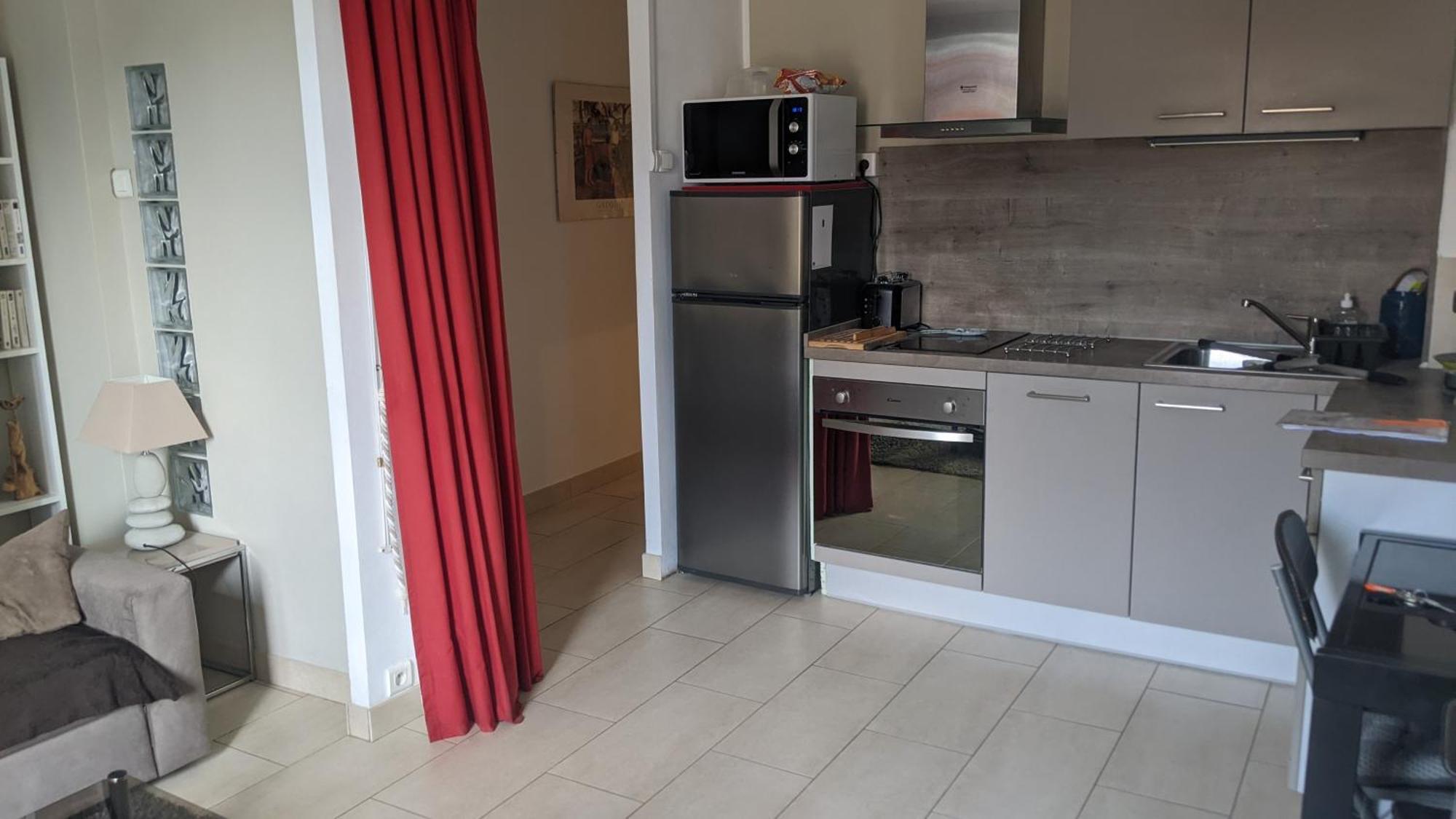 Charmant Studio Tout Proche Du Port Ницца Экстерьер фото